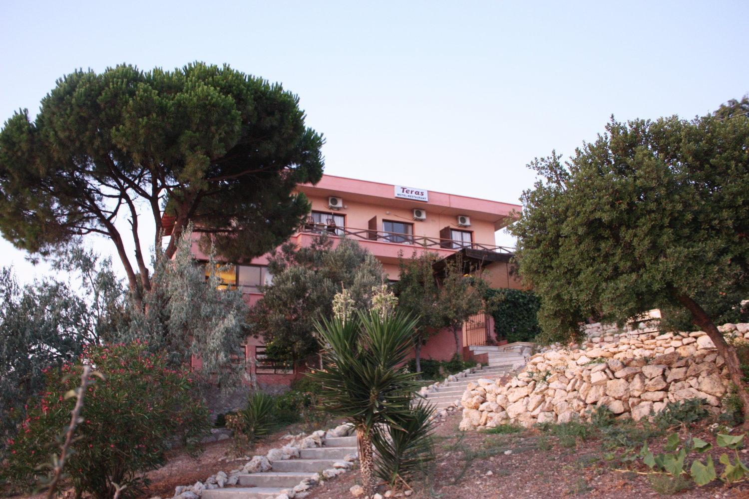Teras Motel Foça Exterior photo